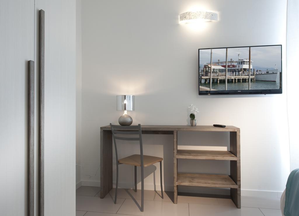 Le Suites - Di Fronte Ospedale Sacro Cuore Negrar Exteriör bild