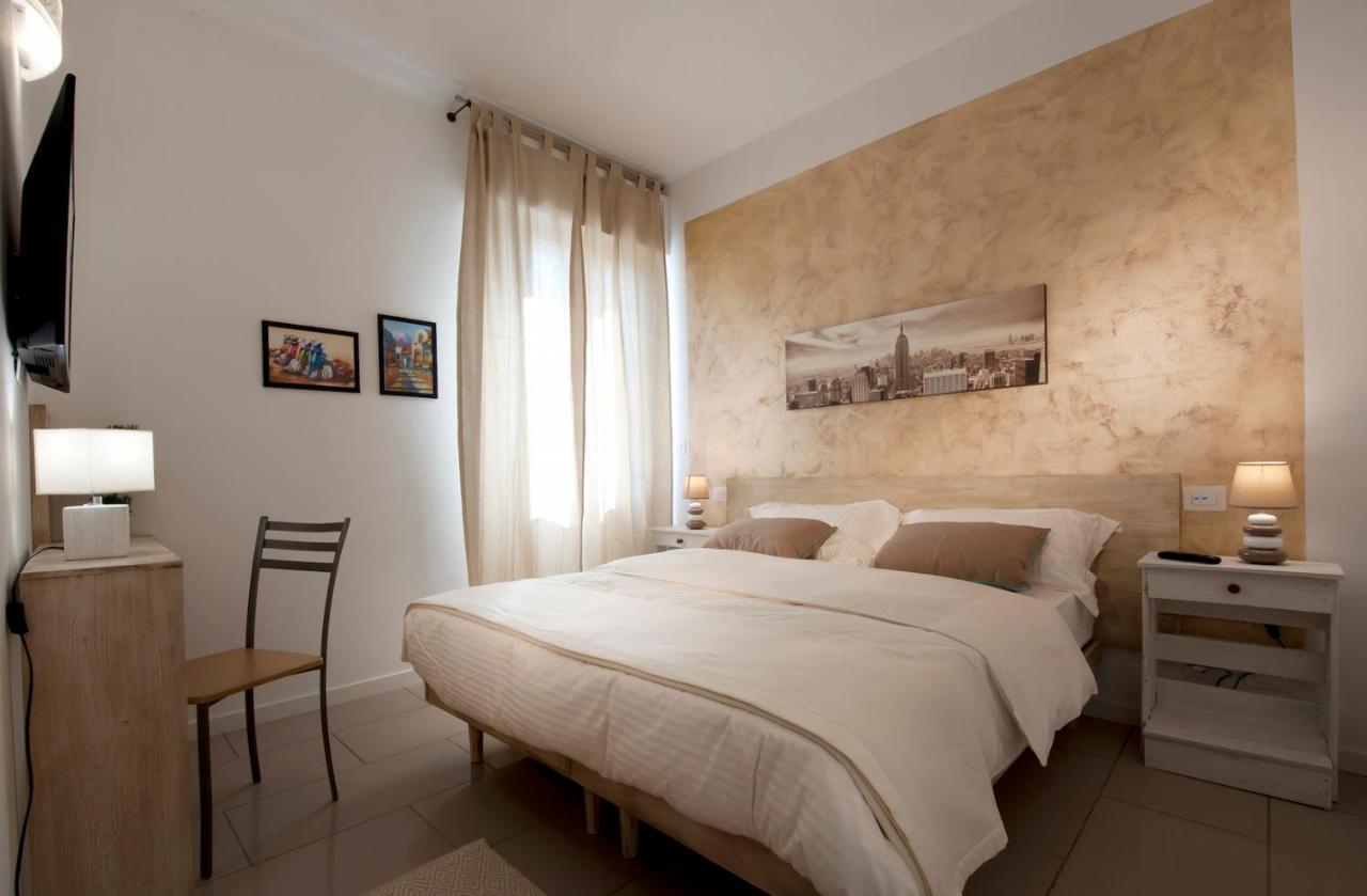 Le Suites - Di Fronte Ospedale Sacro Cuore Negrar Exteriör bild